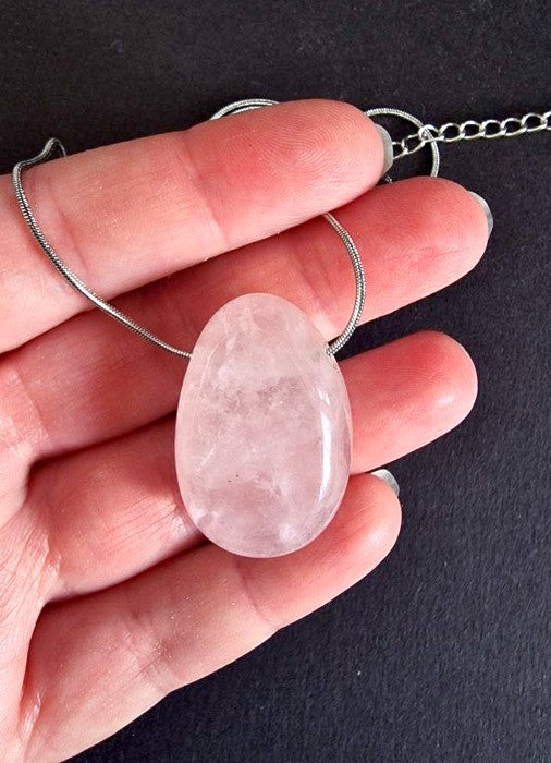 Abbraccio del Cuore Collana Gocce di Pietra Quarzo Rosa