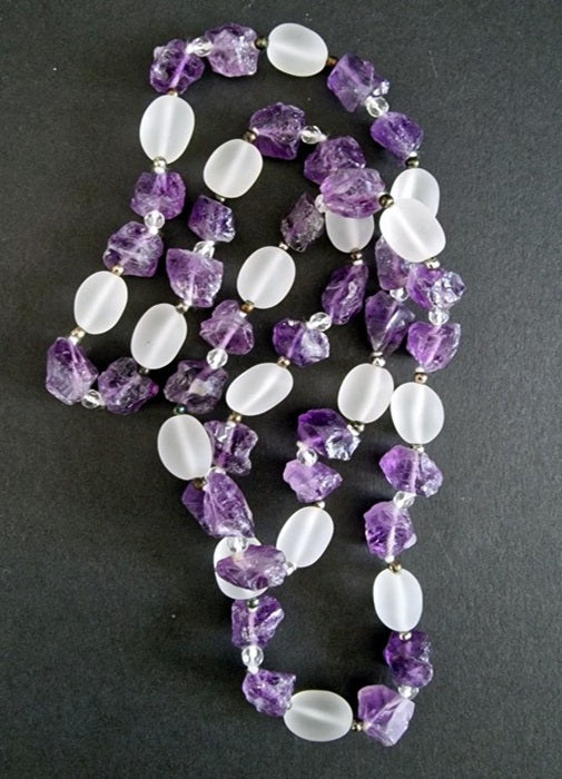 Collana Lunga Quarzo Ialino Satinato, Ametista Grezza e Argento 925