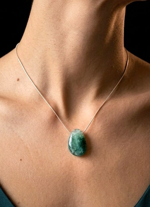 Flusso di Luce Collana Gocce di Pietra Fluorite