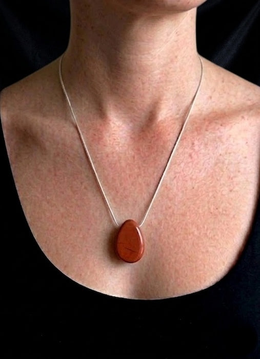 Fuoco Primordiale Collana Gocce di Pietra Diaspro Rosso